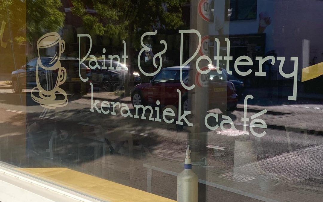 Paint & Pottery keramiek café